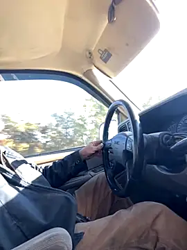 Snapshot of Themechanic420 chatting on 11-10-25, 09:03 Themechanic420 online show from 11-10-25, 09:03