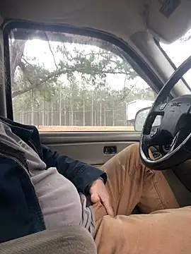 Snapshot of Themechanic420 chatting on 02-17-26, 02:02 Themechanic420 online show from 02-17-26, 02:02