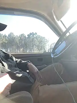 Snapshot of Themechanic420 chatting on 02-22-26, 09:13 Themechanic420 online show from 02-22-26, 09:13