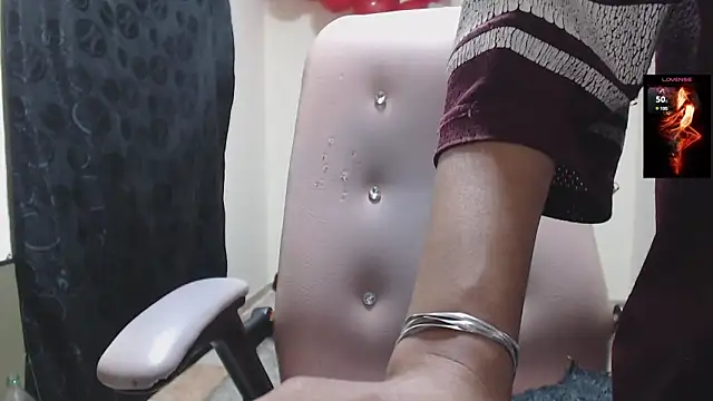 Snapshot of toxxxic_cams chatting on 02-18-26, 07:04 toxxxic cams online show from 02-18-26, 07:04