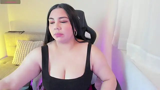 ambar-wells online show from 07-11-26, 06:54