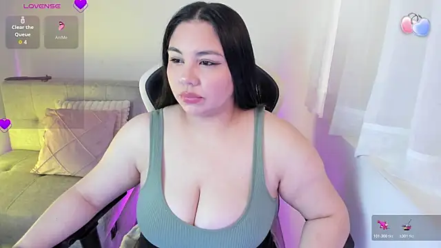 ambar-wells online show from 07-21-26, 04:53