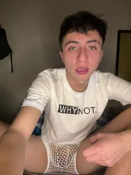 CamiRojas boy online show from 07-17-26, 03:35