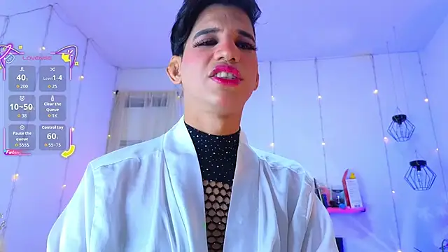 Ariel Femboy  online show from 01-06-26, 05:11