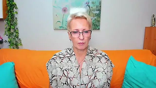 iamyourdream89 online show from 09-22-25, 11:34