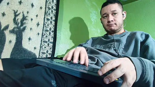 sweet cock28 online show from 02-19-25, 03:27