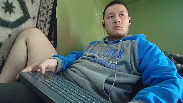 sweet cock28 online show from 12-18-25, 04:02