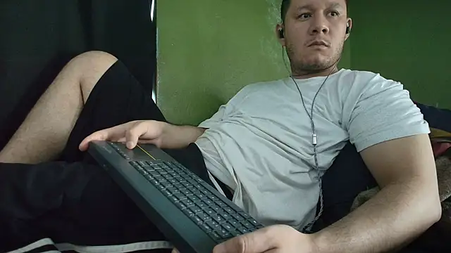 sweet cock28 online show from 07-25-26, 03:42