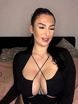 Mia-Bremer online show from 11-27-25, 04:31