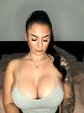 Mia-Bremer online show from 12-20-25, 08:16