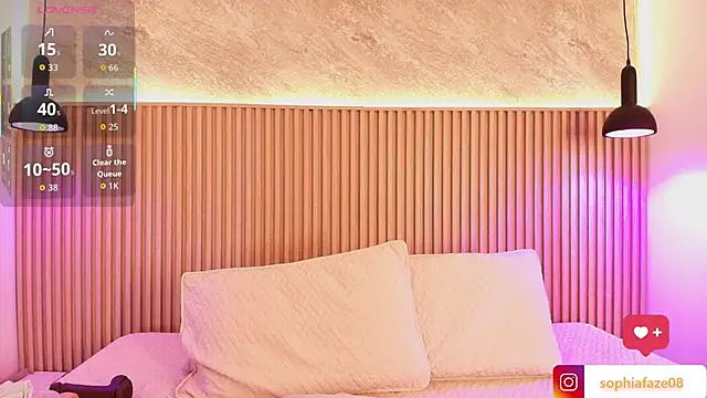 Snapshot of big_tits_in_your_face chatting on 01-13-26, 08:25 big tits in your face online show from 01-13-26, 08:25