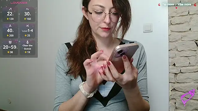 Beka James online show from 03-10-25, 03:52