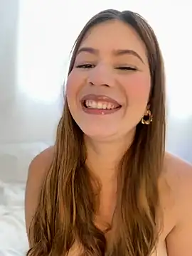 Snapshot of naughty__angel chatting on 02-05-25, 03:09 naughty angel online show from 02-05-25, 03:09