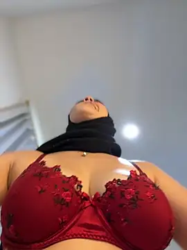 Snapshot of naughty__angel chatting on 09-17-25, 11:01 naughty angel online show from 09-17-25, 11:01