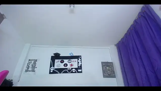 Snapshot of pinky_violeta chatting on 09-21-25, 06:26 pinky violeta online show from 09-21-25, 06:26