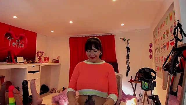 Sarah teiku online show from 06-09-26, 06:52