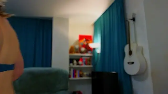 Katniss K online show from 02-10-26, 04:49