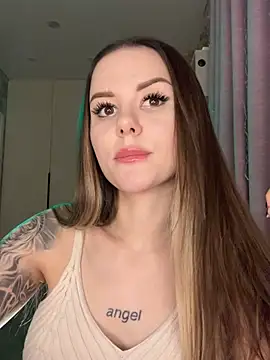 Snapshot of Alina_Vibe_Me chatting on 02-25-26, 11:47 Alina Vibe Me online show from 02-25-26, 11:47