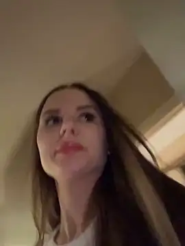 Snapshot of Alina_Vibe_Me chatting on 02-28-26, 11:39 Alina Vibe Me online show from 02-28-26, 11:39