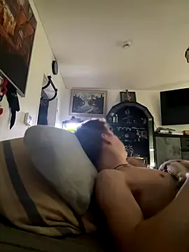 Toyjungee online show from 11-11-25, 11:54