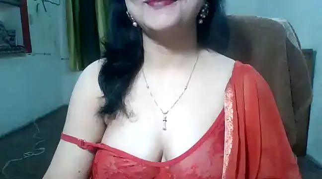 Snapshot of Cute_Mahi22 chatting on 01-13-25, 06:49 Cute Mahi22 online show from 01-13-25, 06:49