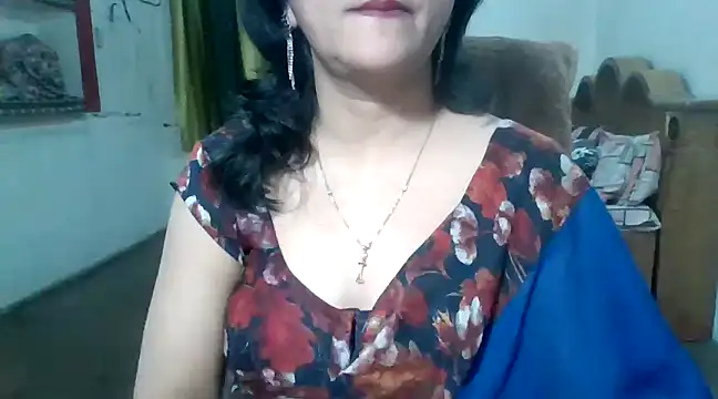 Snapshot of Cute_Mahi22 chatting on 02-18-25, 05:10 Cute Mahi22 online show from 02-18-25, 05:10