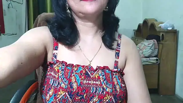 Snapshot of Cute_Mahi22 chatting on 09-27-25, 06:29 Cute Mahi22 online show from 09-27-25, 06:29