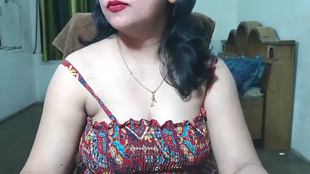 Snapshot of Cute_Mahi22 chatting on 10-01-25, 05:41 Cute Mahi22 online show from 10-01-25, 05:41