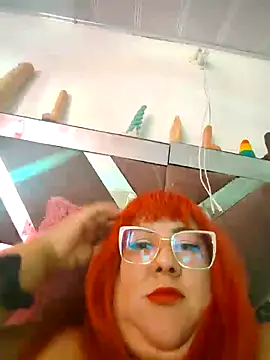 Snapshot of Nastymomslave chatting on 01-12-25, 07:42 Nastymomslave online show from 01-12-25, 07:42