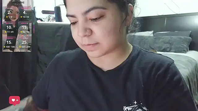 kimmiakiss22 online show from 04-30-26, 12:28