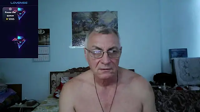 Snapshot of sexman181166 chatting on 11-11-25, 11:43 sexman181166 online show from 11-11-25, 11:43