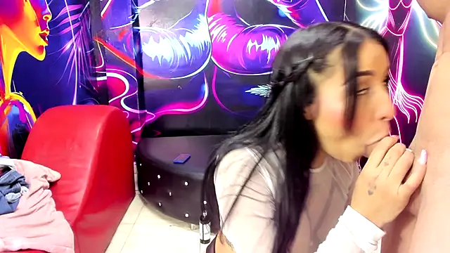 Snapshot of hot-threesome chatting on 11-22-25, 03:22 hot-threesome online show from 11-22-25, 03:22