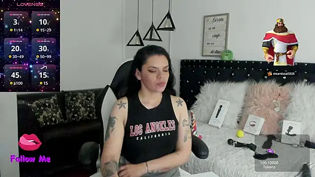 natasha logan  online show from 02-28-25, 01:14