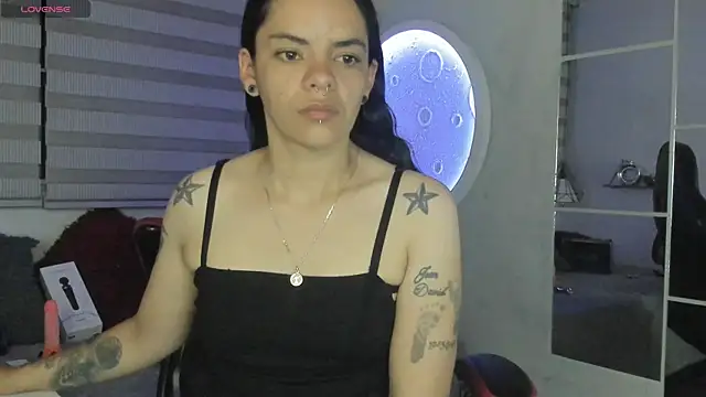 natasha logan  online show from 07-07-26, 04:04