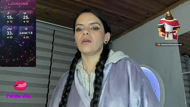 natasha logan  online show from 08-03-26, 09:04
