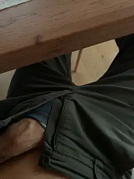 Fellix online show from 02-27-25, 05:04