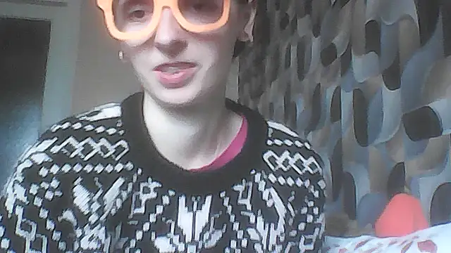 TayanaJons online show from 10-29-25, 08:05