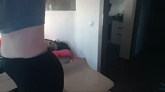 Snapshot of amanda_kiss_kiss chatting on 10-18-25, 01:45 amanda kiss kiss online show from 10-18-25, 01:45