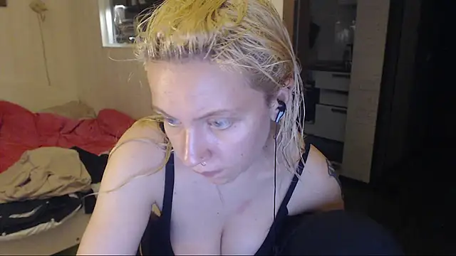 amanda kiss kiss online show from 11-07-25, 02:06