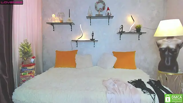 StripBianka online show from 12-08-24, 09:57