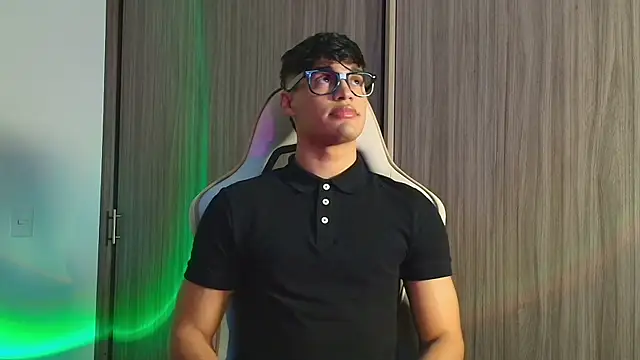 Jimmy Leeh  online show from 11-30-25, 04:38