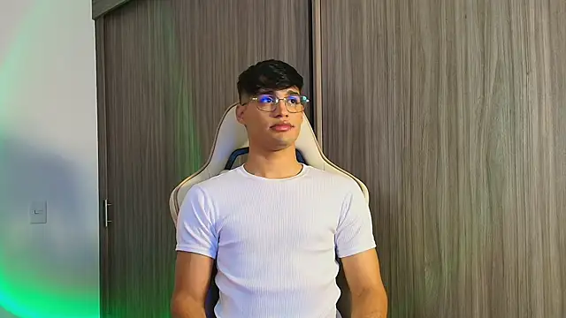 Jimmy Leeh  online show from 12-02-25, 04:40