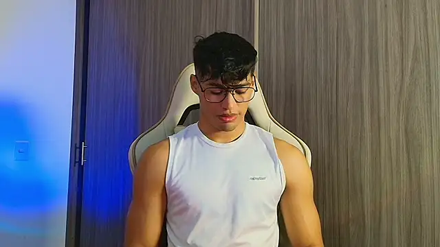 Jimmy Leeh  online show from 12-04-25, 04:44