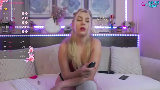 Snapshot of AvaBlue_ chatting on 12-03-24, 10:17 AvaBlue online show from 12-03-24, 10:17