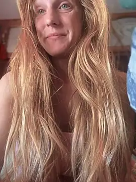 GoldenFlameGoddess online show from 03-20-25, 03:36