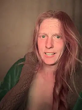 GoldenFlameGoddess online show from 03-07-26, 06:32