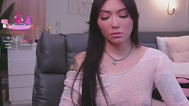 Snapshot of Molly_Jons chatting on 12-03-25, 01:24 Molly Jons online show from 12-03-25, 01:24