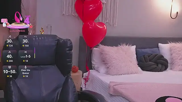 Snapshot of Molly_Jons chatting on 02-21-26, 01:06 Molly Jons online show from 02-21-26, 01:06