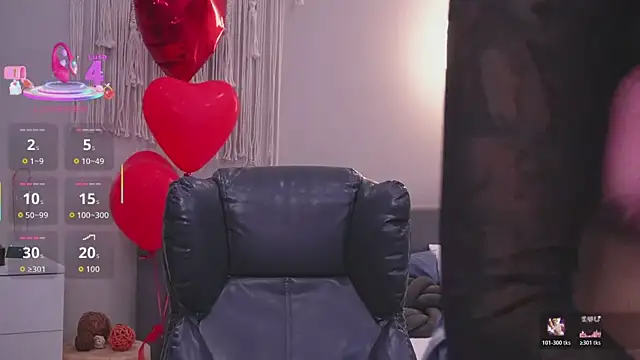 Snapshot of Molly_Jons chatting on 03-13-26, 01:12 Molly Jons online show from 03-13-26, 01:12