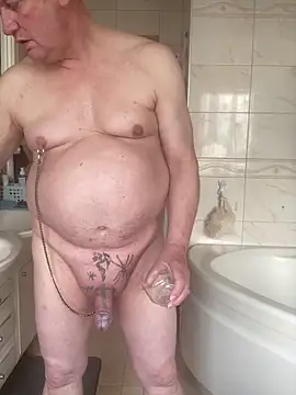 StripperOnStage online show from 04-18-26, 05:33